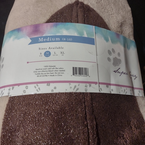 Adorable Sloth Onesie (without the feet) πΎβΊοΈπ¦₯π₯°β€ - Picture 5 of 9